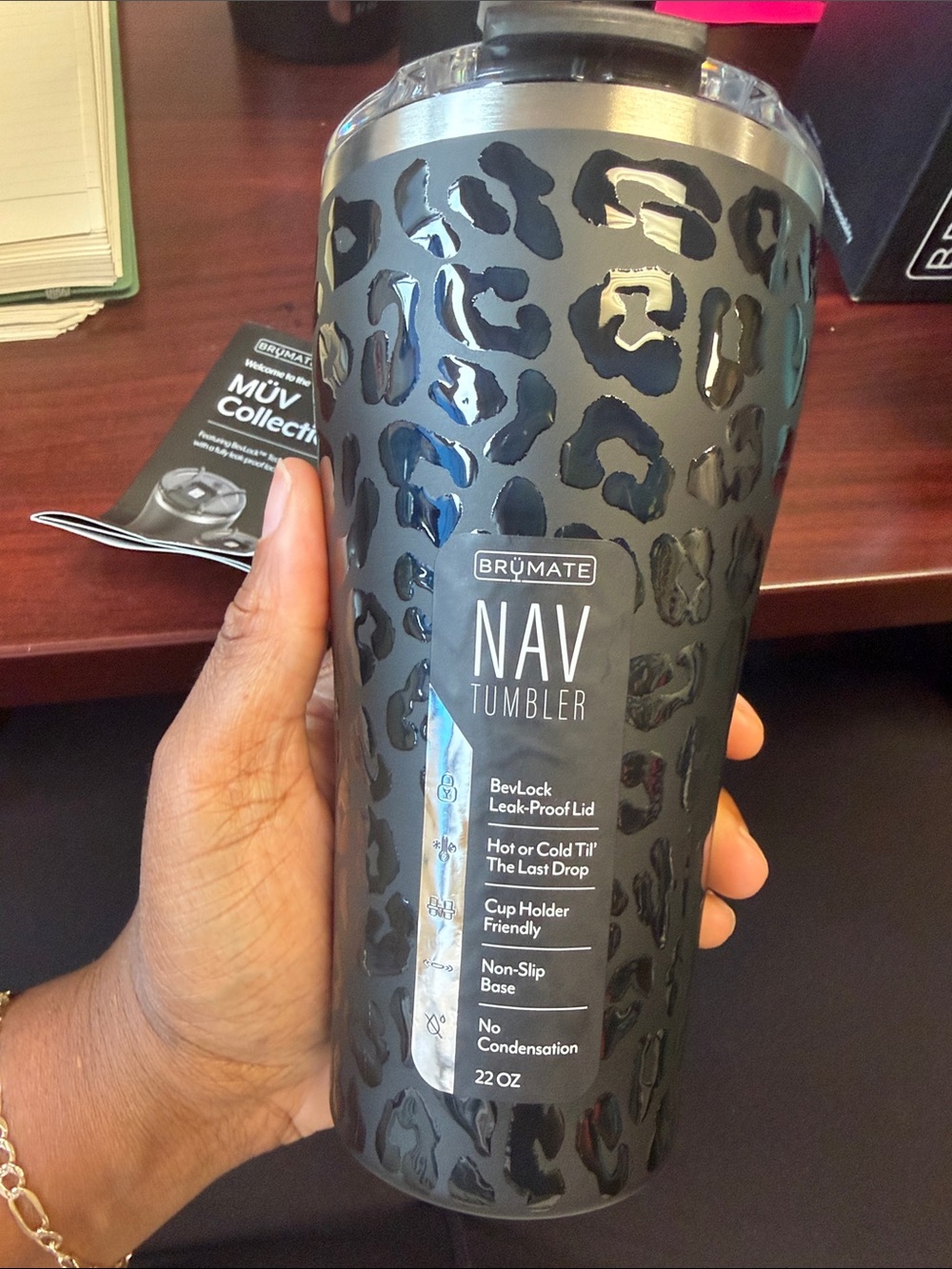NAV 22 oz Tumbler - onyx Leopard new in box